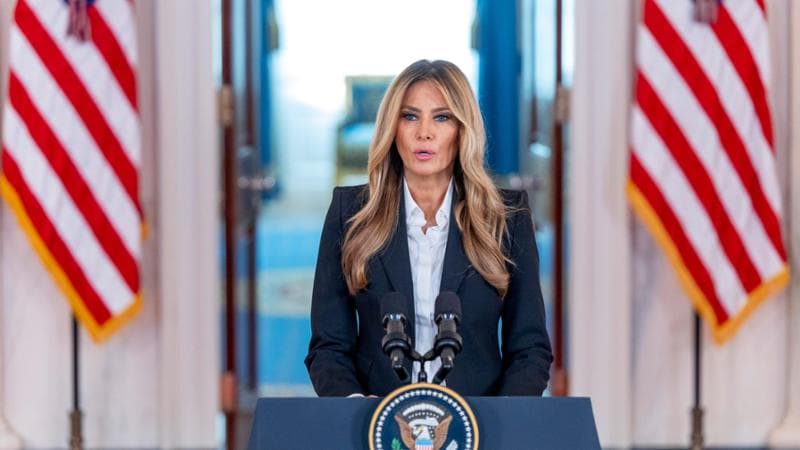 Melania Trump parla alla Casa Bianca dei bambini ucraini
