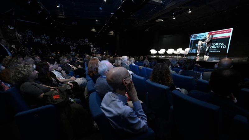Il Congresso di Area Democratica a Genova

