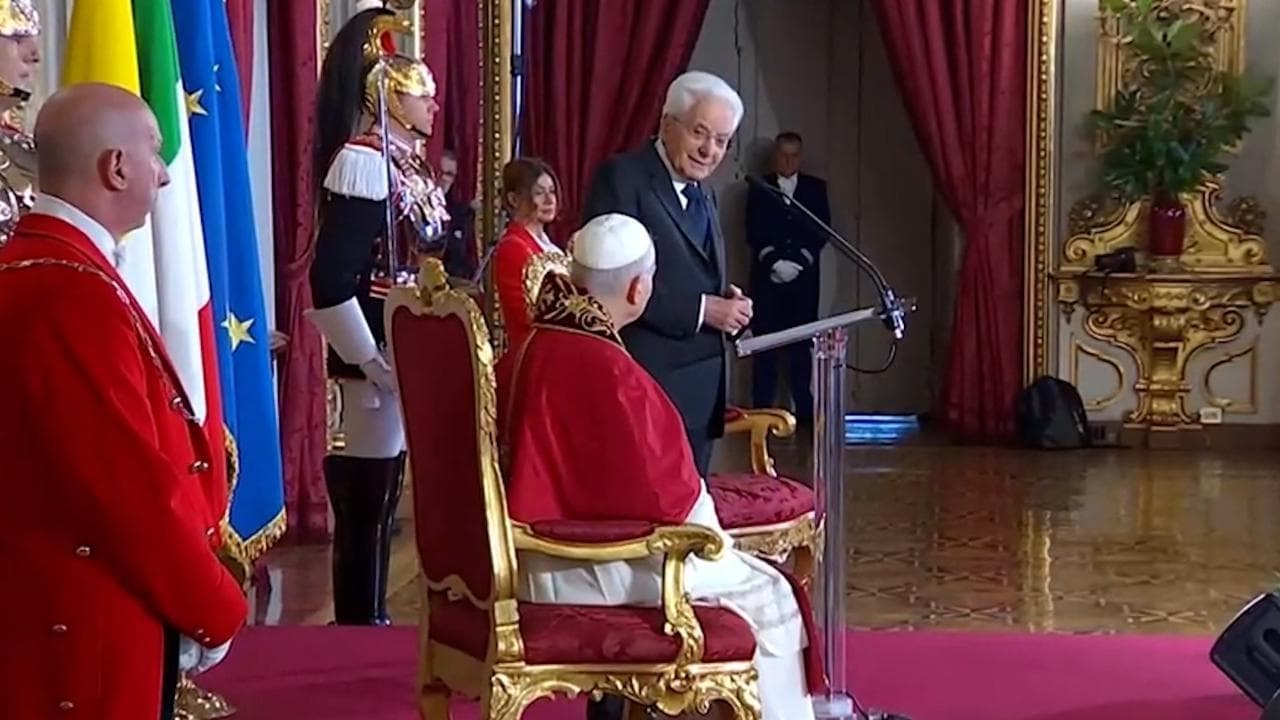 Mattarella riceve papa Leone: "Grati alla Chiesa per il sostegno ai più deboli"
