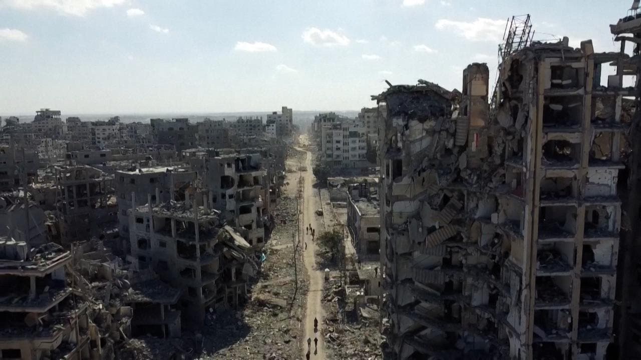 Gaza City, la devastazione vista dal drone. L'Onu: "Distrutti 8 edifici su 10"