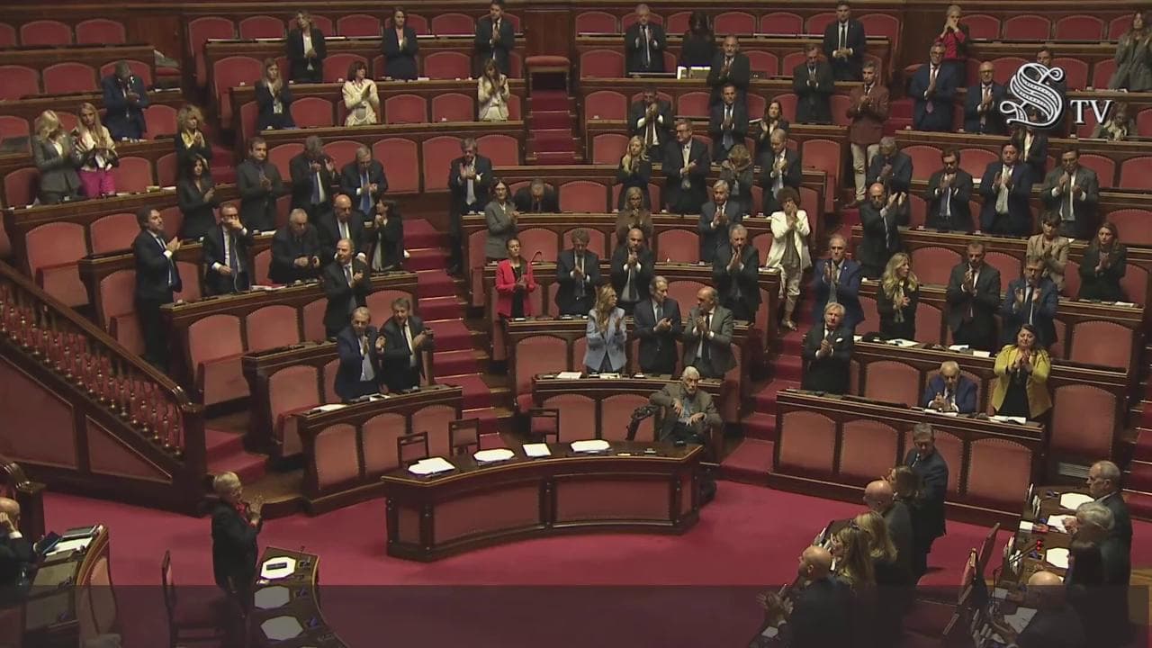 Il Senato tributa un lungo applauso ai tre carabinieri morti nell'esplosione di Castel D'Azzano