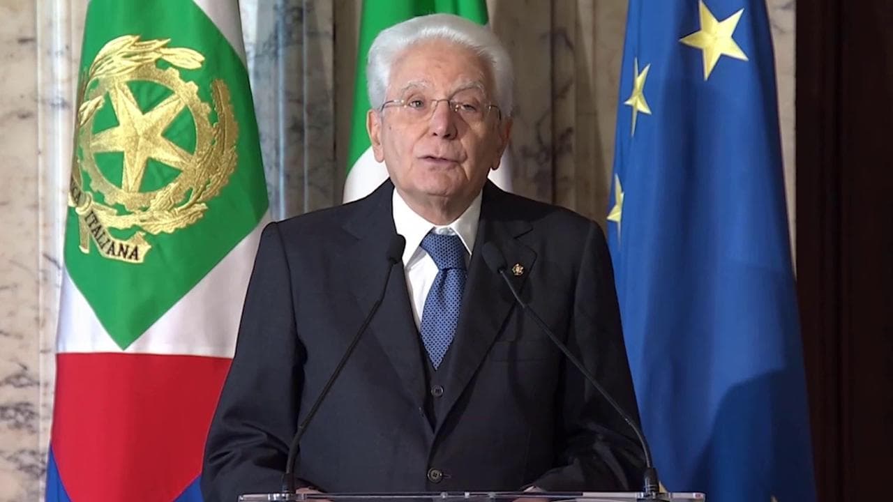 Mattarella: "Il lavoro cambia, occorre dirigere i cambiamenti"