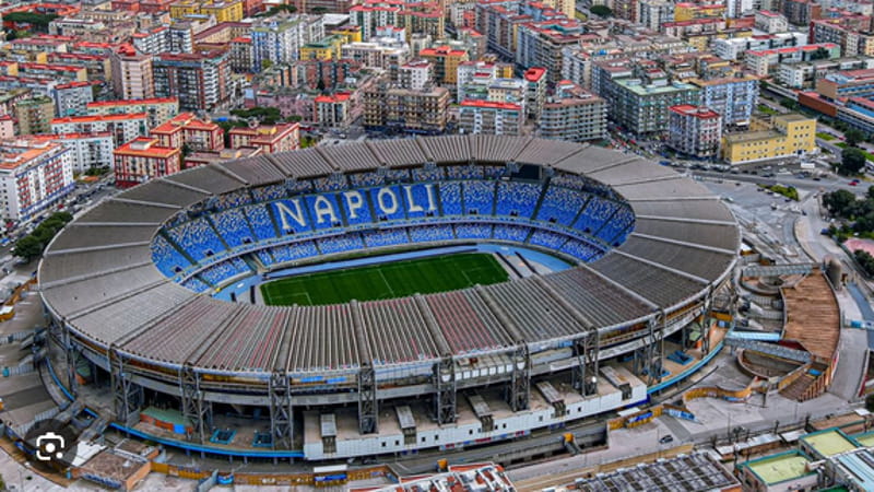L’Uefa dice di no all’Eintracht: niente campo neutro per il match col Napoli. Ma valuta cambio delle regole