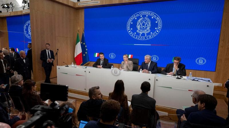 Dalla scuola alla cultura: in Cdm l’ira dei ministri contro i tagli di Giorgetti