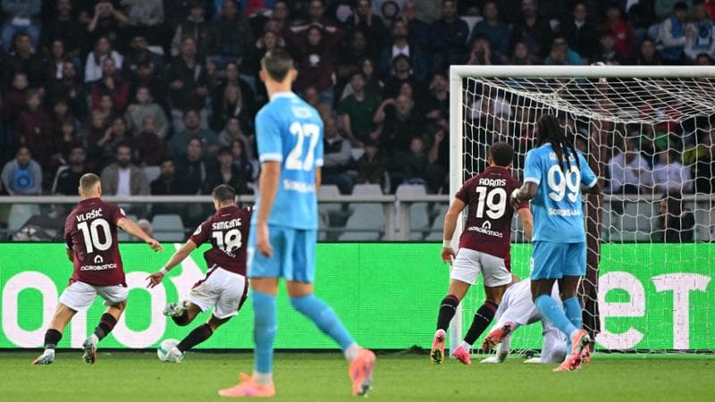 Simeone segna il gol della vittoria del Torino