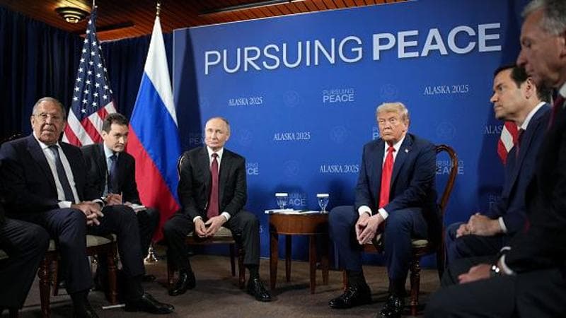 Ombre sul summit Putin-Trump: “Mosca chiede troppo. Sospeso l’incontro tra Lavrov e Rubio”