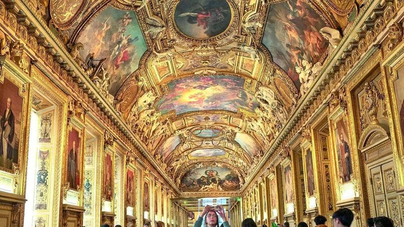 Louvre, i gioielli valgono 88 milioni. Ma il museo non sarà risarcito