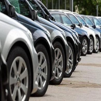 Auto, via ai nuovi incentivi fino a 11mila euro per le elettriche: come funziona il voucher