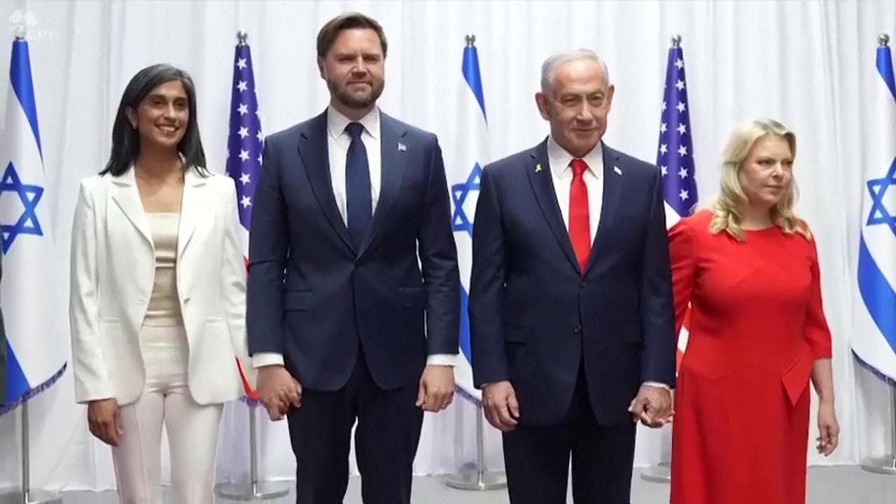 Gerusalemme, Netanyahu accoglie J.D. Vance. Il vicepresidente americano: "La tregua reggerà"