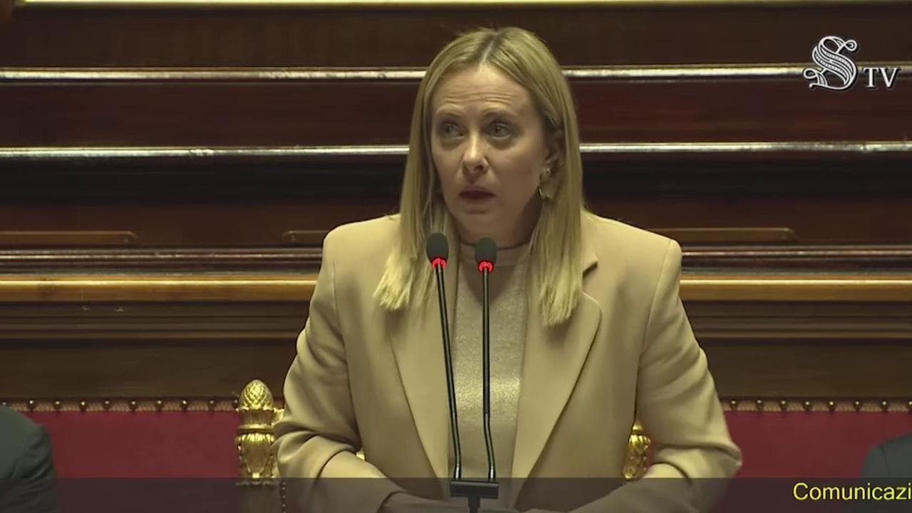 Meloni: "Non sto con gli Stati Uniti e contro l'Europa, io sto con l'Occidente"
