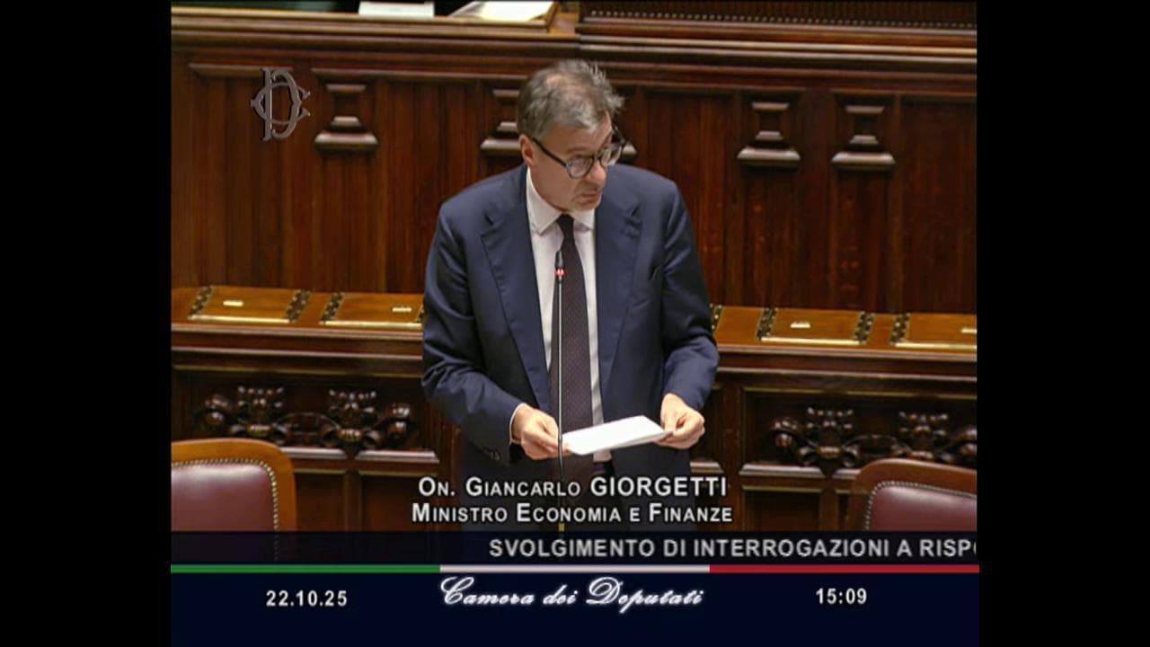 Giorgetti: "Pensioni minime per 1,1 milioni di persone e non solo a over70"