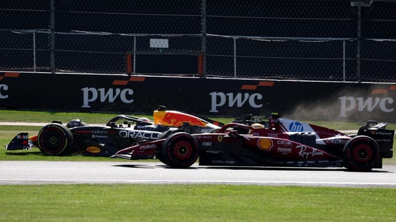 Il duello tra Hamilton e Verstappen