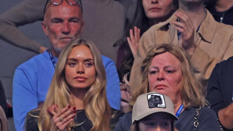 Laila Hasanovic accanto alla mamma di Sinner, Siglinde