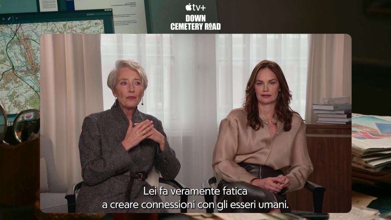Emma Thompson: "L'attrice creata con l'intelligenza artificiale un incubo, solo per fare soldi"
