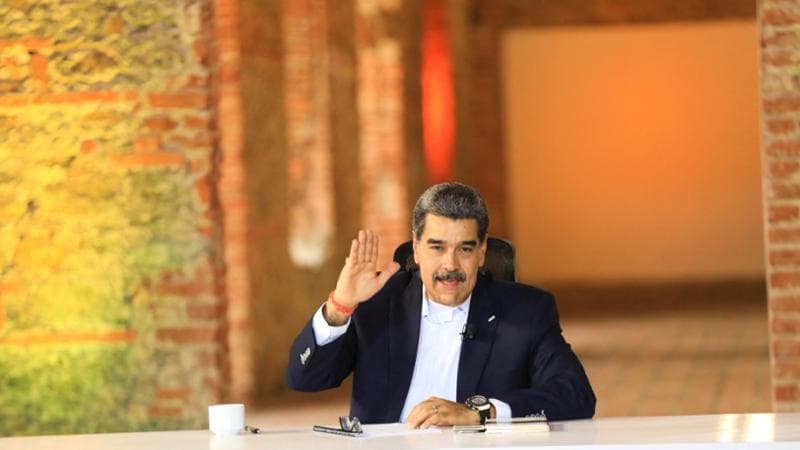 Il piano Usa per convincere il pilota di Maduro a tradirlo: “Consegnacelo e sarai ricco”