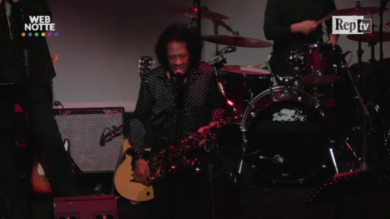 James Senese, l'esibizione dal funk al blues con "O' sanghe"