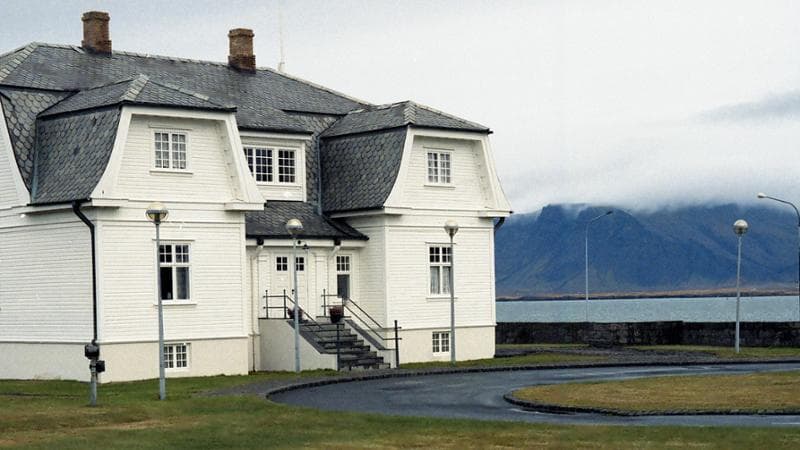 La "casa degli spiriti" in Islanda dove nel 1986 si incontrano Reagan e Gorbaciov