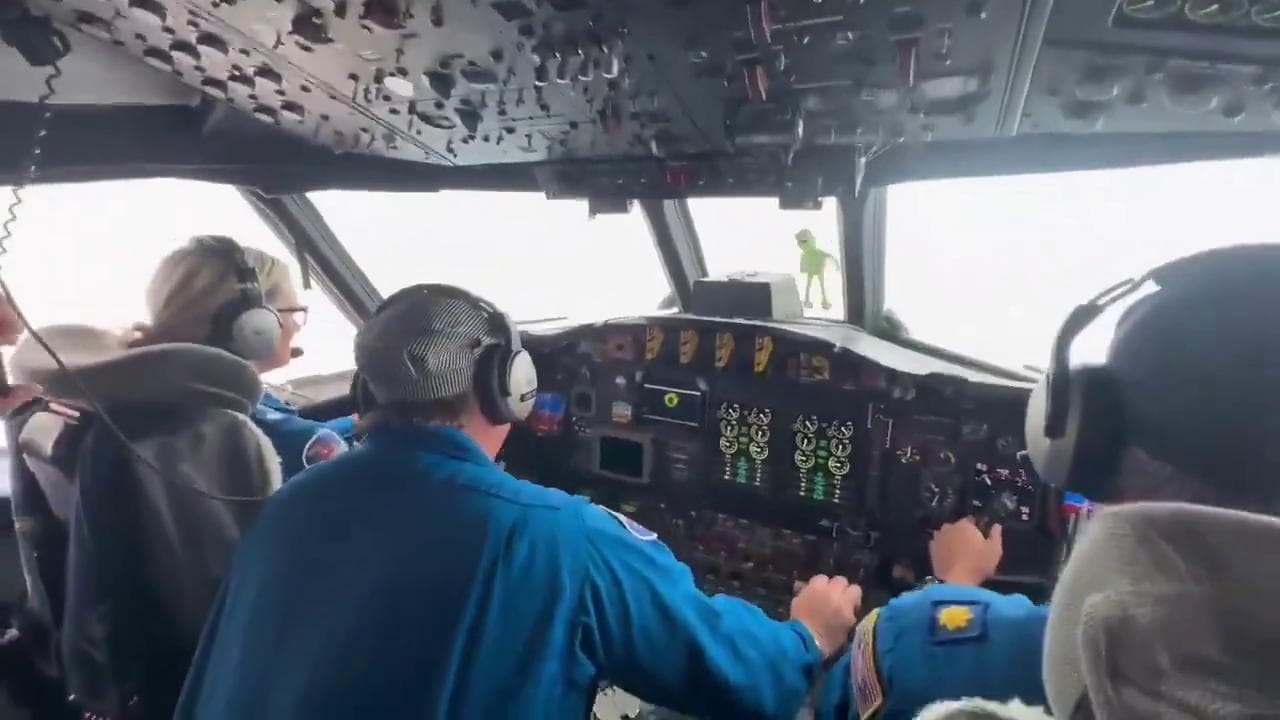 Melissa su Cuba, le turbolenze estreme a bordo dell'aereo degli "Hurricane Hunters" dentro l'uragano