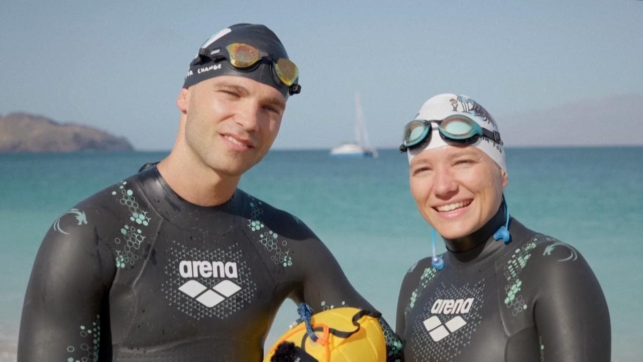 Da Capo Verde alla Guadalupa, due francesi a nuoto nell'oceano per insegnare ai bambini a proteggerlo