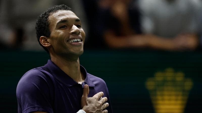 Auger-Aliassime in finale a Parigi: Musetti superato all’ottavo posto, è quasi fuori dalle Finals