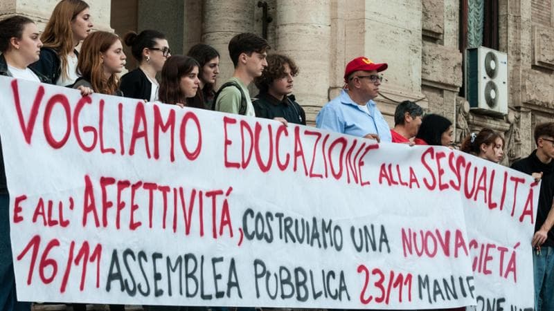 Educare alla sessualità è compito della scuola ma non è una materia