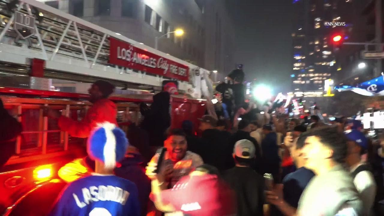 Los Angeles, caos e gas lacrimogeni alla festa in strada per i Dodgers