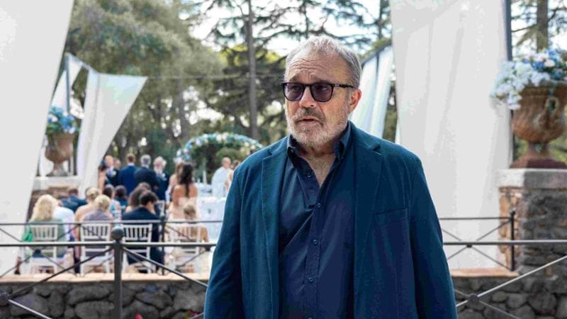 Claudio Amendola: “Ero un bugiardo, da ragazzo simulai un furto in casa mia e picconai una chiesa”