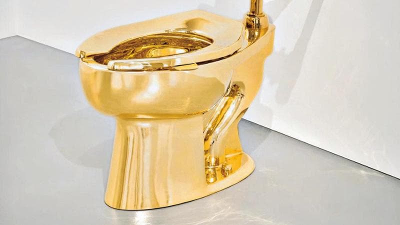 America&nbsp;di Maurizio Cattelan
