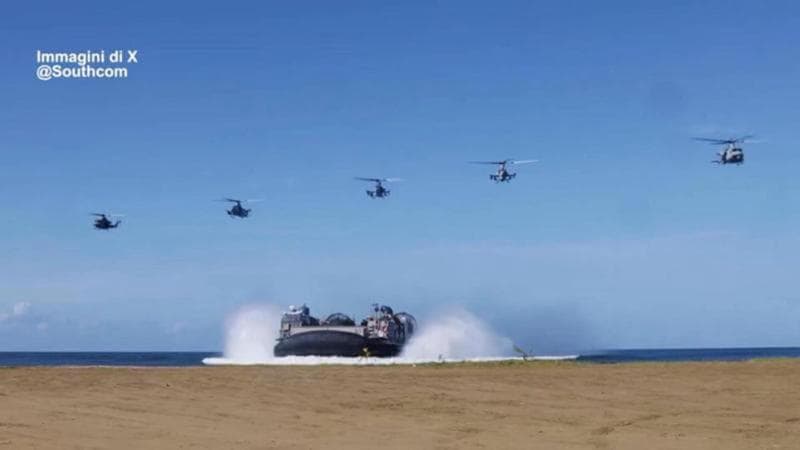 Manovre di addestramento dei marines americani a Porto Rico in vista di un possibile intervento militare in Venezuela