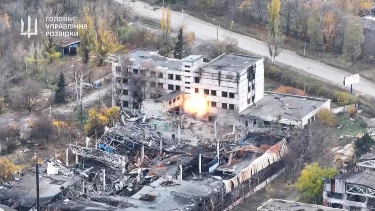Ucraina, Kiev invia le forze speciali a Pokrovsk: le immagini dei combattimenti