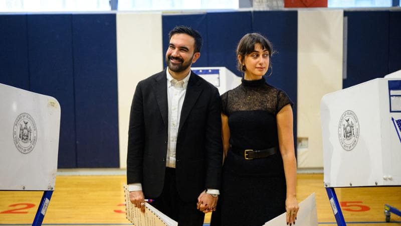 New York, le elezioni del nuovo sindaco: le news. Trump agli ebrei: “Non votate Mamdani, vi odia”