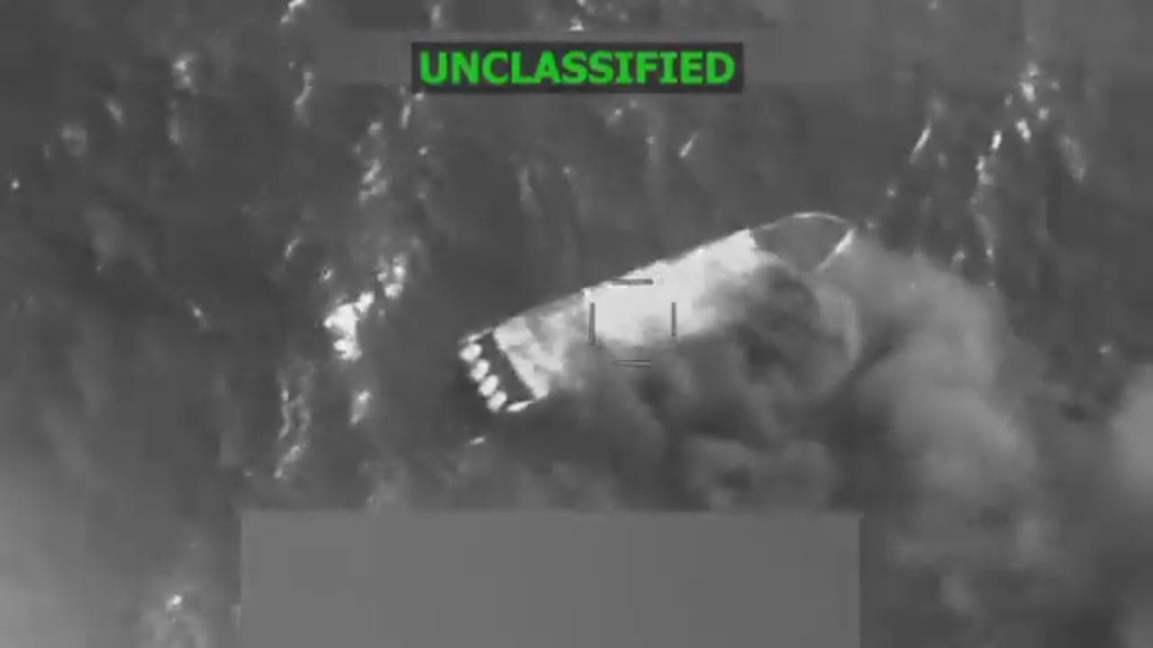 Usa colpiscono un'altra nave nel Pacifico Orientale. Hegseth: "Trasportava droga, uccisi 2 narcos"