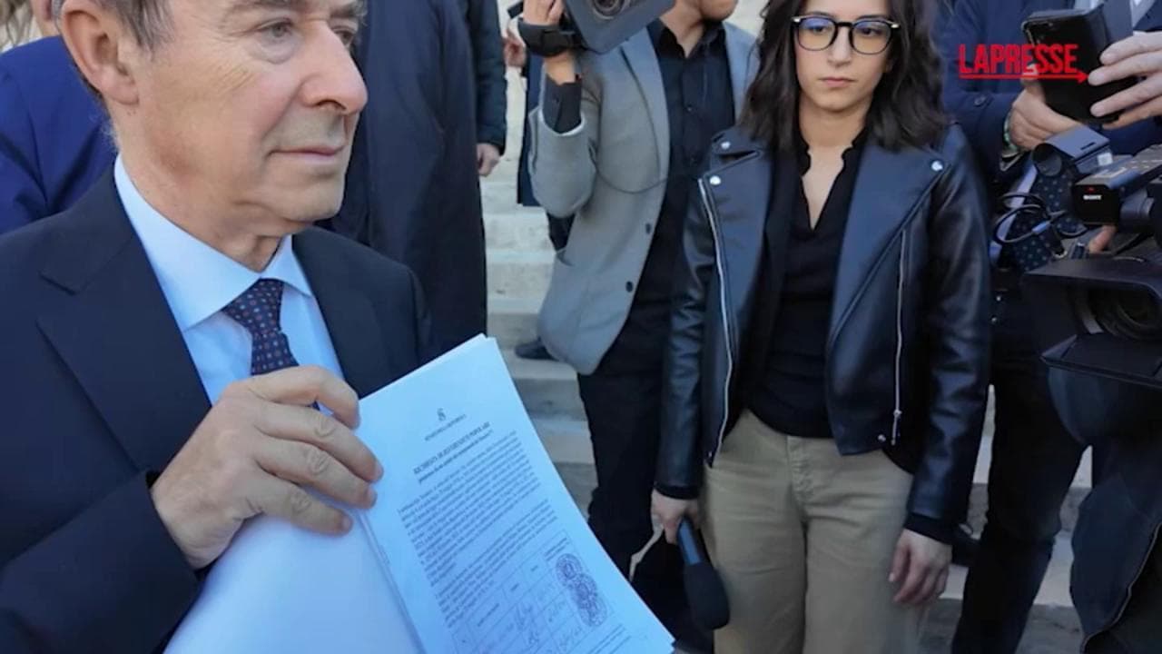 Referendum giustizia, i senatori del centrodestra depositano le firme in Cassazione