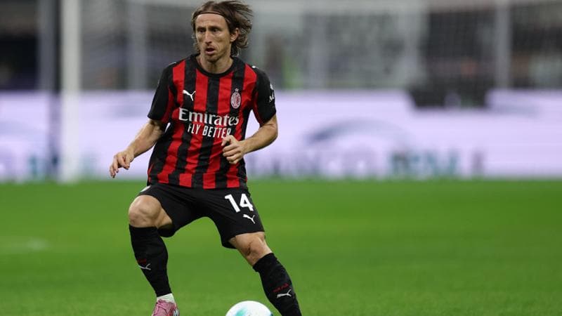 Luka Modric in azione a San Siro