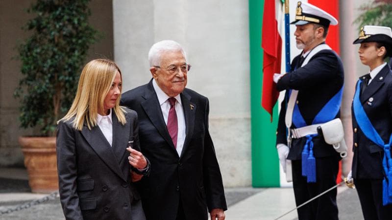 Abu Mazen a palazzo Chigi: “Riconoscete la Palestina”. La premier prende tempo