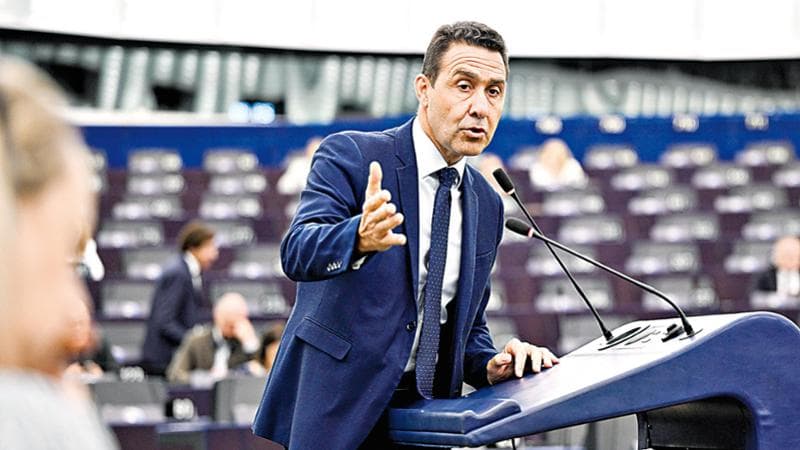ROBERTO VANNACCI&nbsp;
