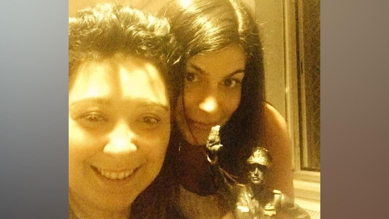 La presidente dell’Antimafia Colosimo posa con il busto di Mussolini: l’anticipazione di Report