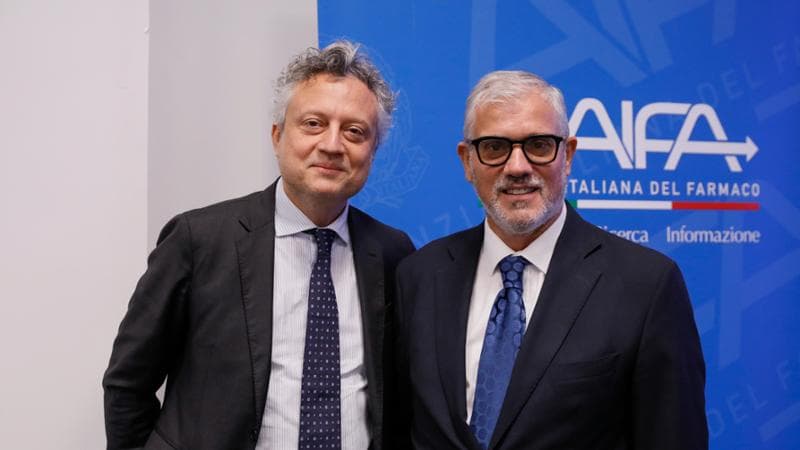Il presidente di Aifa Robert Nisticò (a destra) e il direttore scientifico Pierluigi Russo