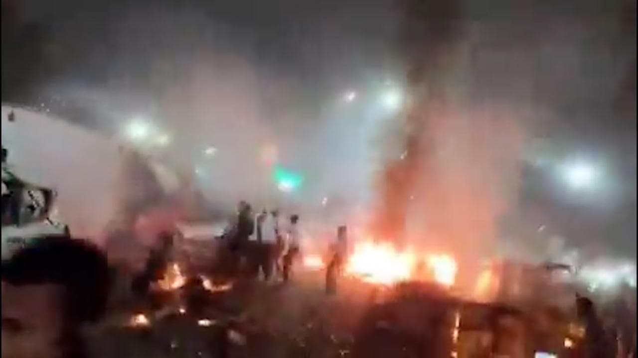 India, esplode un'auto vicino al Forte Rosso di Delhi: morti e feriti
