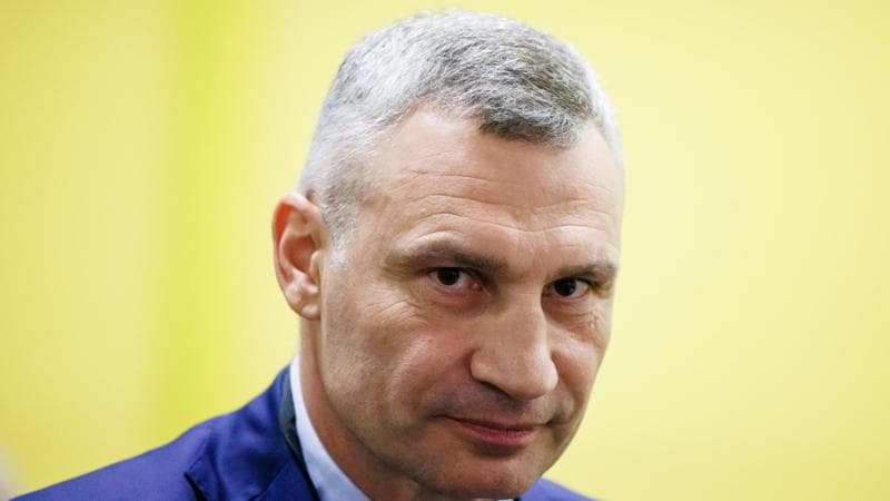 Klitschko: “I russi avanzano in massa ma ci difendiamo con coraggio”