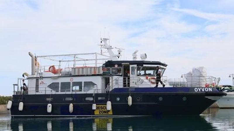 Migranti, la nuova missione di Msf che torna in mare con Oyvon, nave più piccola e veloce