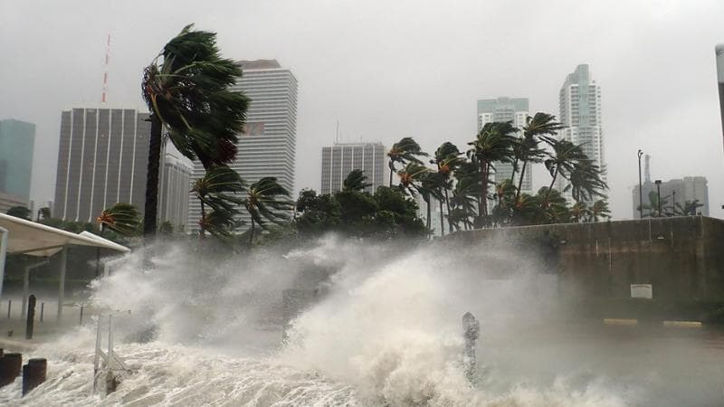 I Paesi più colpiti dal clima: Dominica, Myanmar e Pakistan