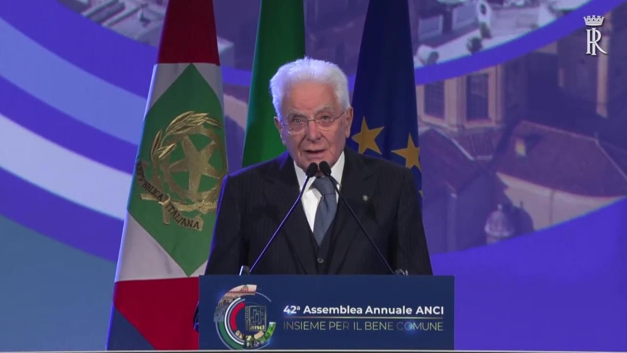 Mattarella: "Servono politiche per la casa per sostenere famiglie, giovani e lavoratori"