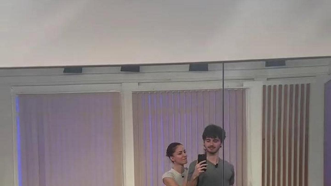 Andrea Delogu torna a ballare: le prove con Nikita sulle note di "Beautiful things"