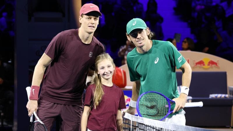Sinner e De Minaur prima della semifinale del torneo di Vienna