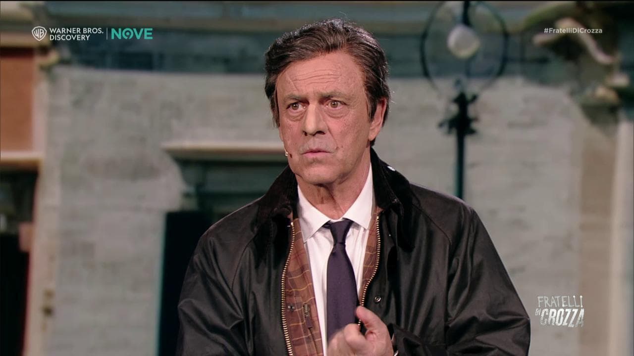Crozza e il tatuaggio di Calenda: "Questo? E' il tridente di Aquaman"