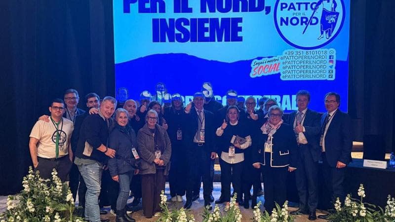 FI e FdI al congresso del partito anti-Salvini. Il Patto Nord: “Nostre liste alle comunali nel 2026”