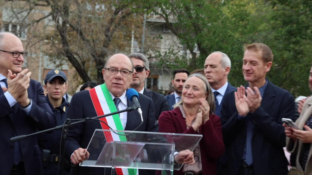 Verdone, il sindaco un sacco bello: il videoracconto della giornata da primo cittadino