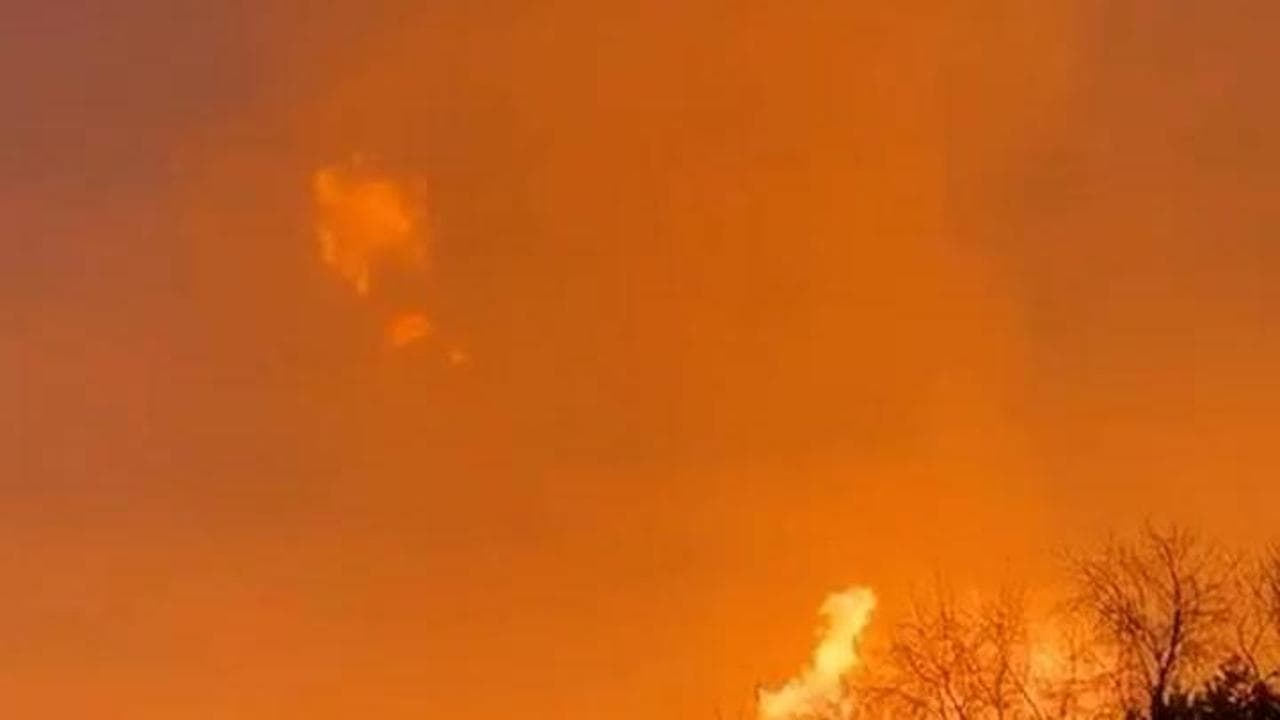 Russia, gigantesca esplosione in un gasdotto: la "palla di fuoco" illumina il cielo