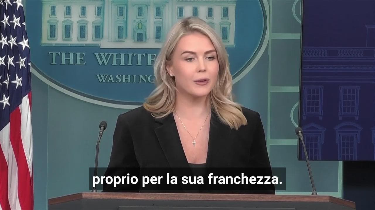Trump chiama la giornalista porcellina, la portavoce: "Il Presidente è molto franco e onesto"